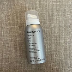 Living Proof Advanced Clean Dry Shampoo
